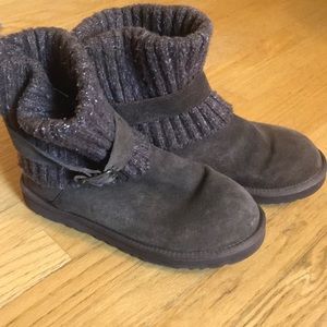 Brown Ugg Cambridge Boots Sherpa lines